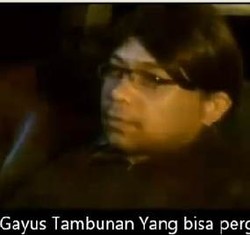 Bona, Penyanyi Andai Aku Jadi Gayus Laris Roadshow di Jakarta