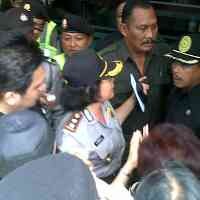 Eksekusi Pujasera Kartika Ditunda