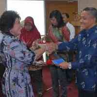 ITS Beri Tali Asih 57 Pensiunan PNS