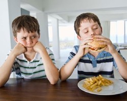 Tips Mengatasi Anak Yang Pilih-pilih Makanan