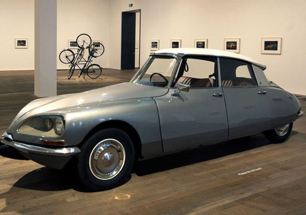 Mobil Aneh La DS Mobil Aneh La DS