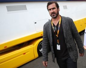 Cantona Comeback Bersama New York Cosmos