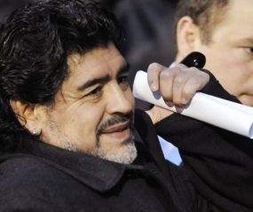 Maradona Sudahi Masa Berkabung