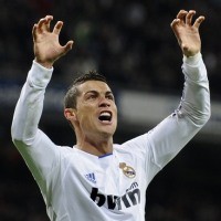 Ronaldo Tunggu Nistelrooy