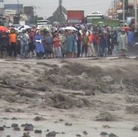 Menara BTS Terancam & Bangunan Toko Rusak Diterjang Banjir Lahar 