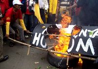 Demo Menentang Pelantikan Walikota Depok
