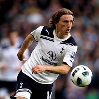 Modric Bosan Diisukan Pindah