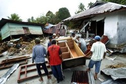 Bantuan Perangkat TI di Mentawai Terhambat Izin Kominfo