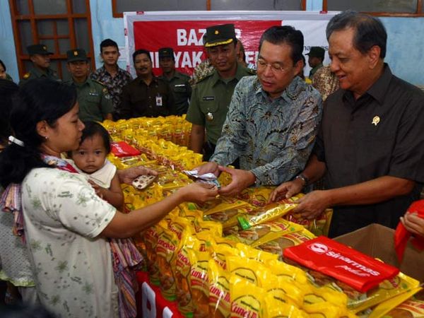 MS Hidayat Jual Minyak Goreng