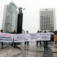 Puluhan Nasabah Bakrie Life Demo Minta Uangnya Dikembalikan