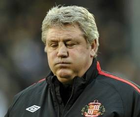 Transfer Bent Bikin Bruce Berang ke Houllier