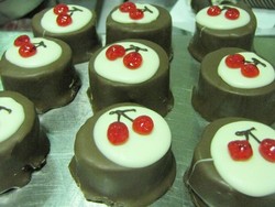 Cara Menyiasati Makanan Manis