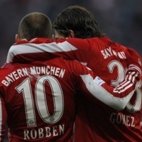 Dortmund Tertahan, Bayern Pesta Gol