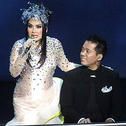 Gelar Konser 4 Hari, Titi DJ Pecahkan Rekor