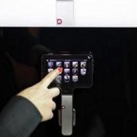 Hiburan dan Internetan di Mobil Bisa Pakai Komodo