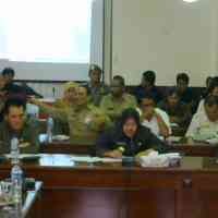 Walikota Surabaya Mengaku Tidak Baca Lengkap Draft Perwali