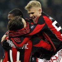 Menang 2-0, Milan Kokoh di Puncak