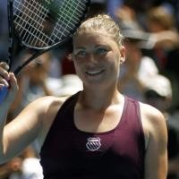 Zvonareva Lolos, Soderling Out