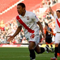 MU Siap Bajak Chamberlain