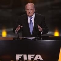 Bin Hammam: Saatnya Blatter Turun dari FIFA