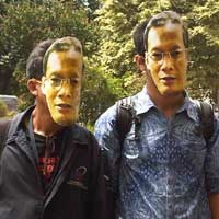  Bertopeng, ICW Laporkan Kadisdik Jakarta ke Polda Metro