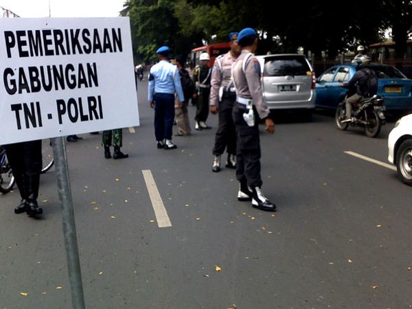 Razia Gabungan TNI-Polri