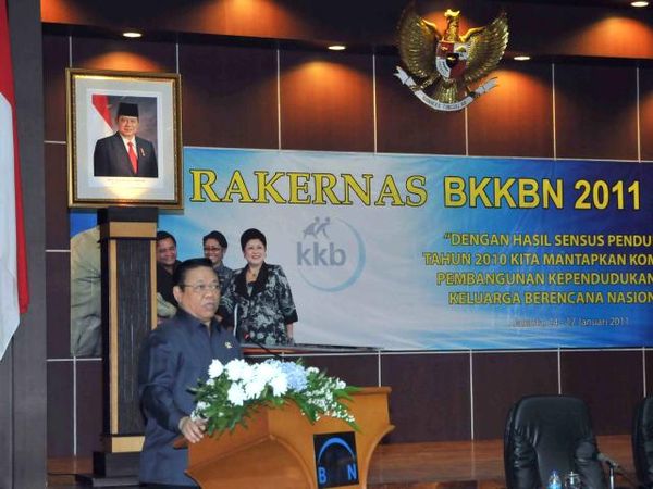 Menko Kesra Buka Raker BKKBN