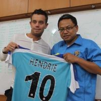 Hendrie Dikontrak Bandung FC Selama 2 Tahun 