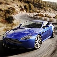 Keluarga Baru Aston Martin di 2011