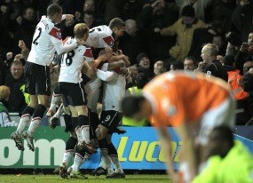 MU Pukul Blackpool Usai Ketinggalan 2 Gol