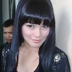 Titi Kamal Ikut-ikutan Suami Rajin Diet