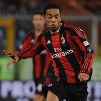 Allegri Cukup Puas dengan Debut Van Bommel & Emanuelson