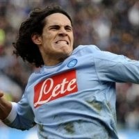 Cavani Hat-trick, Napoli Hantam Sampdoria 4-0