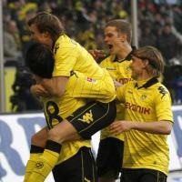 Hantam Wolfsburg, Dortmund Kokoh di Puncak