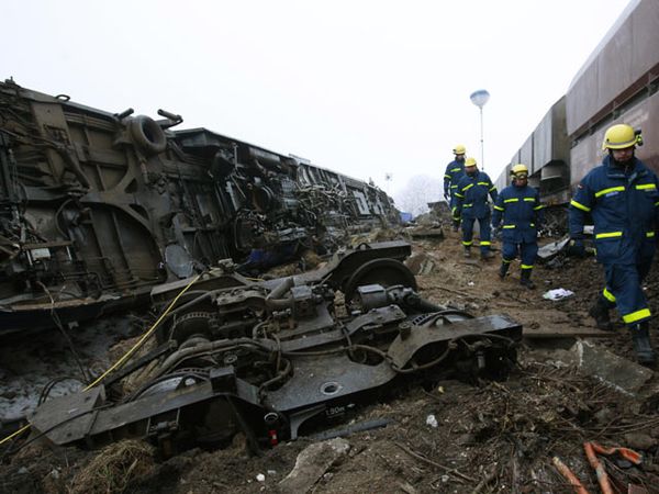 Tabrakan Kereta di Jerman, 10 Orang Tewas