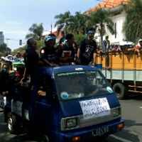 DPRD Surabaya Didesak Berhentikan Tri Rismaharini