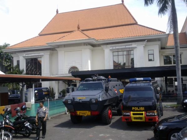 Rantis Jaga DPRD Surabaya