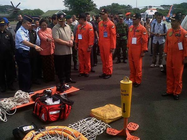 Menko Kesra Tinjau Persiapan ARF Dirtex 2011