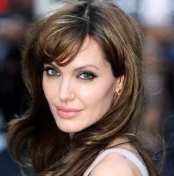 Jolie Anggap George Clooney Berikan Pengaruh Buruk pada Pitt