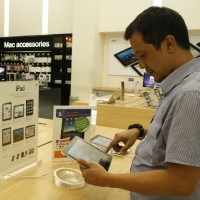 Libur Akhir 2010, Penjualan Tablet Melesat