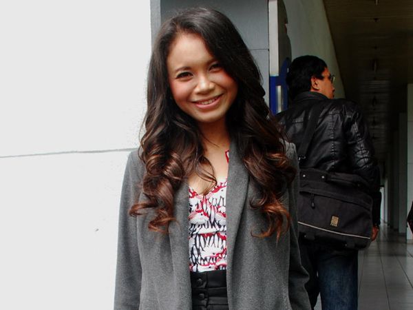 Rossa Bergaya Casual