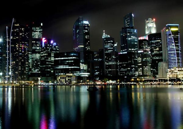 Menatap Singapura Malam Hari