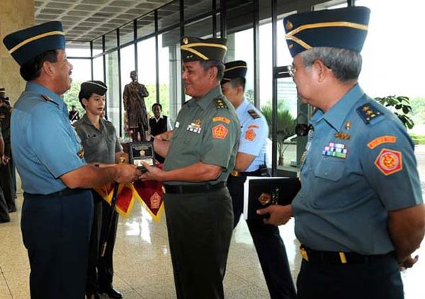 Panglima TNI Terima Pelaporan Sertijab Kabais