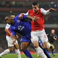 Comeback, Arsenal Atasi Everton