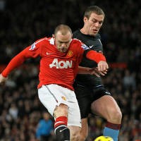 Rooney Dua Gol, MU Melesat
