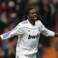 Mourinho-Valdano Kompak Sanjung Adebayor