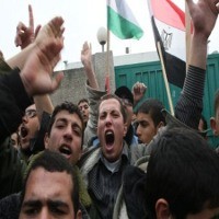 1.000 Warga Palestina Berdemo Mendukung Revolusi Mesir