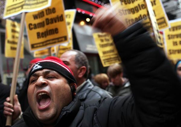 Demo Anti Mubarak di AS