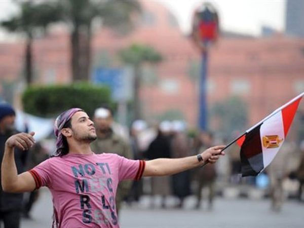 At Tahrir Mulai Bergeliat oleh Demonstran