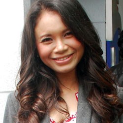 Rossa Siap Taklukkan Malaysia dengan Harmoni